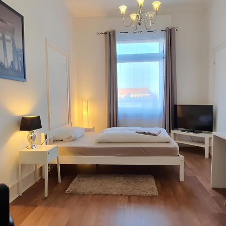 Colodging Mannheim - Private Rooms & Kitchen Εξωτερικό φωτογραφία