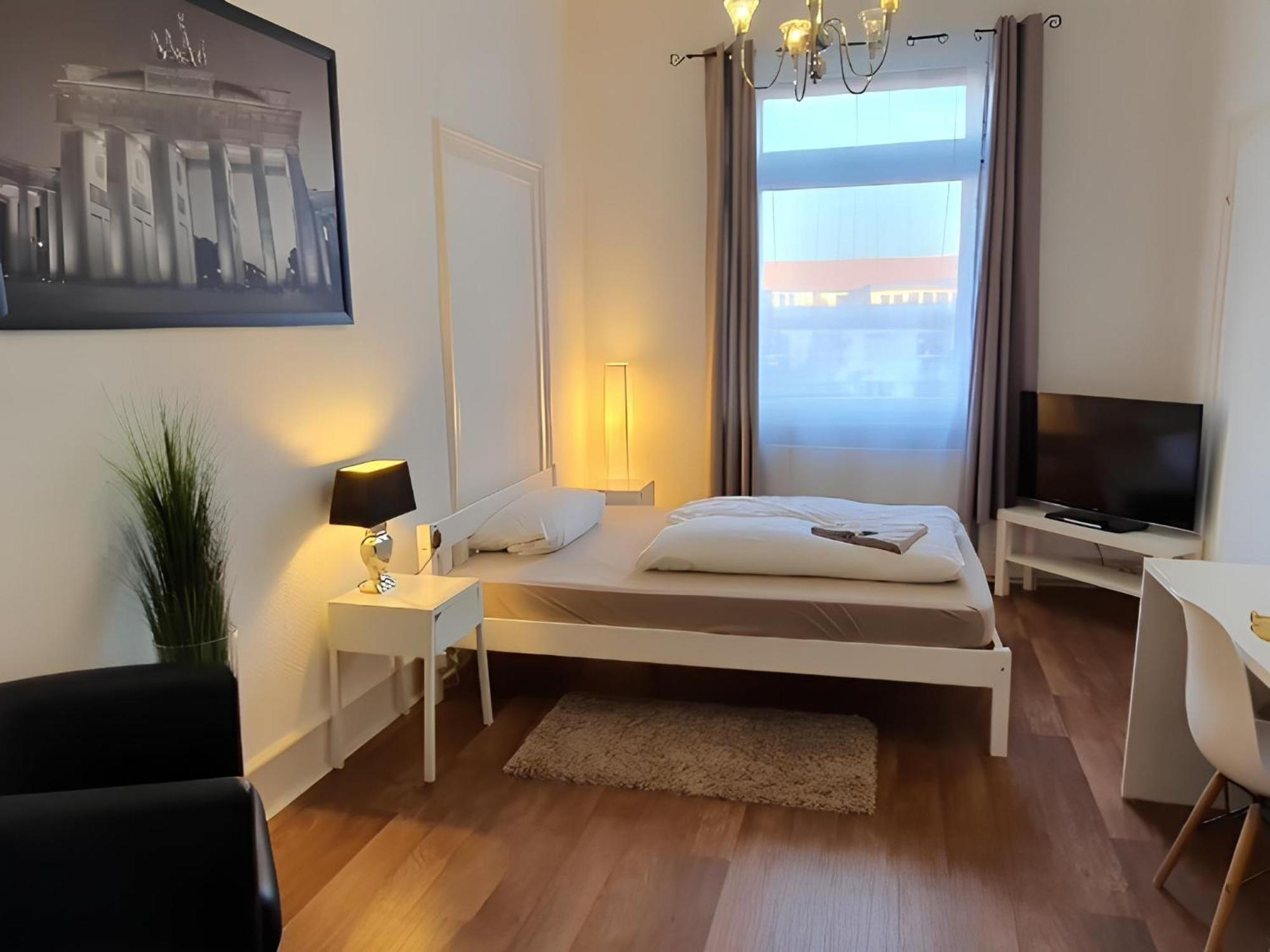 Colodging Mannheim - Private Rooms & Kitchen Εξωτερικό φωτογραφία